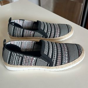 Bobs from Sketchers Size 6 slip ons. Memory foam.